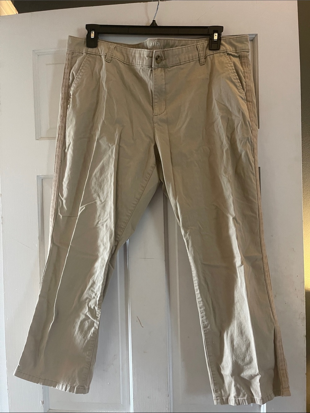 a.n.a Women's Khaki Straight-Leg Chino Pants - Light Beige